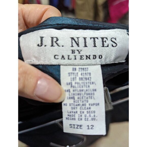 J.R.Nites Caliendo Women's Blue/Green 2 Pc Set Taffeta Pleated Skirt & Wrap Top - Picture 2 of 7